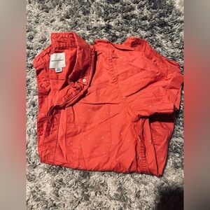Men’s short sleeve button up 
Size S 
American Eagle
Coral with danty design